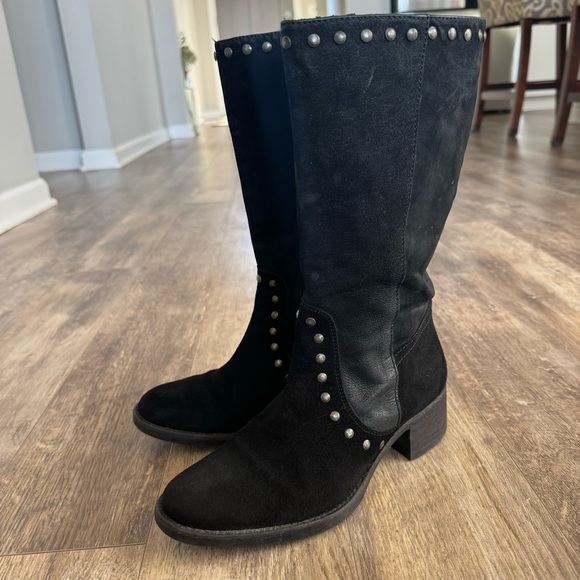 Vera Wang Lavender Label Suede Studded Almond Toe Calf Length Block Heel Boots - Picture 9 of 13